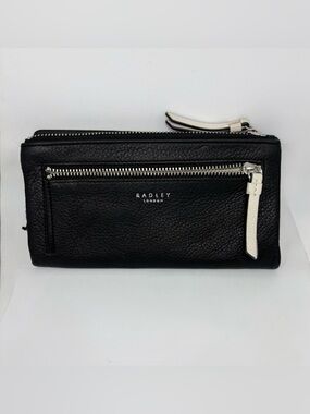 RADLEY LONDON Black Leather Zip Wallet with White Pull